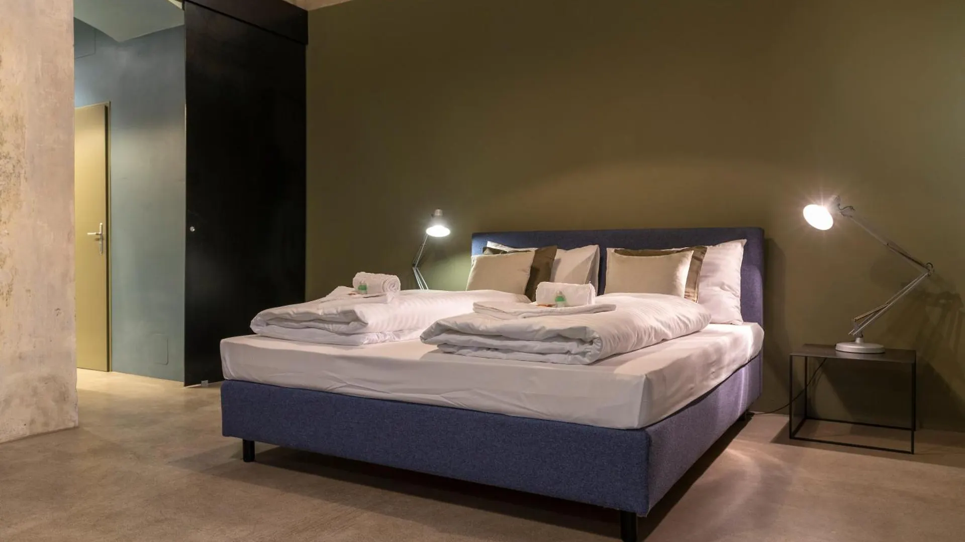 Appartement Awerner Suites Belvedere - Der Eisenwarenhaendler Vienne